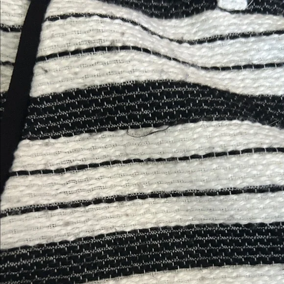 Elle Monochrome Striped Women's Shorts - Picture 4 of 5